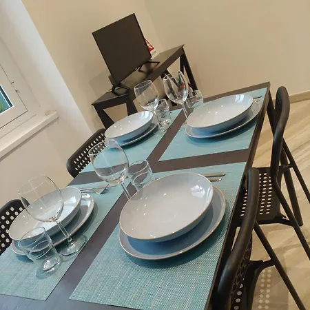 Interno 4 * Gênes