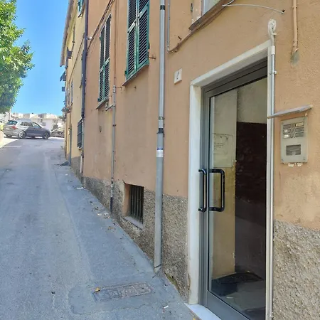 Interno 4 Apartman Genova